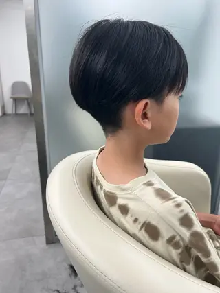 ショート メンズ ハイトーン /愛子のヘアスタイル