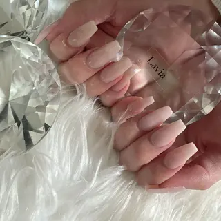 ネイル lavia🖤 ayumiのネイルデザイン