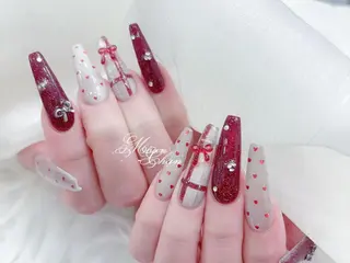 ネイル MochiMochi 🎀新宿／長さ出しのネイルデザイン