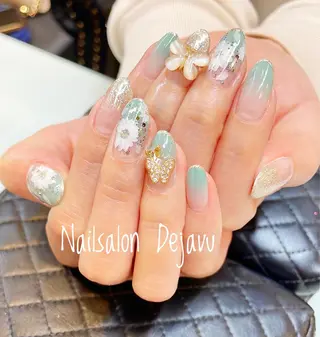 ネイル Nailsalon Dejavuのネイルデザイン