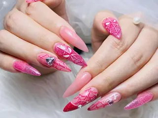 ロング カラー Bling Salonのネイルデザイン