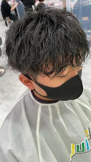 ミディアム カラー パーマ ヘアアレンジ メンズ キッズ メンズ特化美容師 aiの眉毛・アイブロウイメージ
