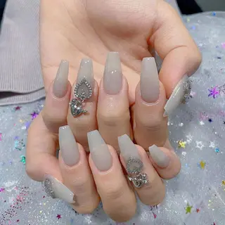 ネイル Queen‘s なんのネイルデザイン