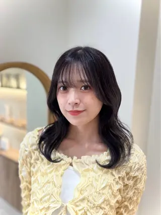 ミディアム カラー Zina aimiのヘアスタイル
