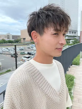 メンズ 流行デザイン特化 東方 舜のヘアスタイル
