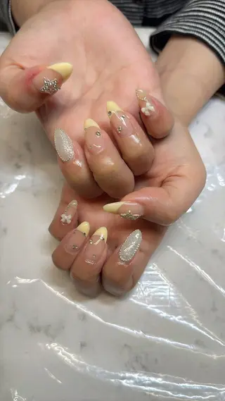 ネイル ✨アン ミユ✨のネイルデザイン