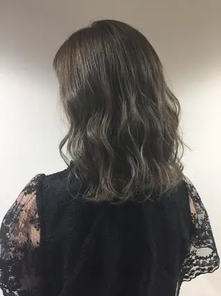 ミディアム Noe心斎橋 堀田 朋宏のヘアスタイル