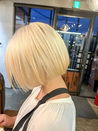 ミディアム カラー ヘアアレンジ 佐藤 美聡のヘアスタイル