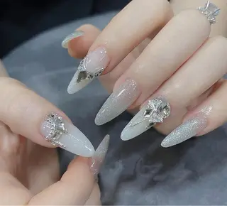 ネイル Hin Hana Nailのネイルデザイン