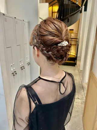 セミロング カラー ヘアアレンジ yuka .のヘアスタイル
