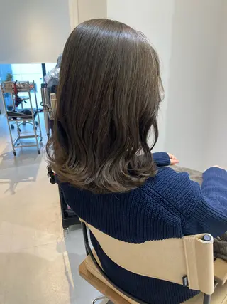 ミディアム ✨色持ちの良い艶 カラー✨蟹江真世のヘアスタイル