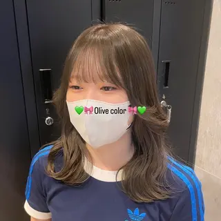 ミディアム カラー 𝐑𝐢𝐤𝐚 ໒꒱♡のヘアスタイル