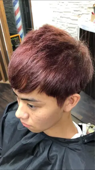 ショート カラー メンズ 佐藤 優也のヘアスタイル