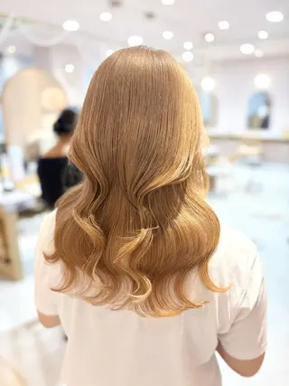 ロング merc.谷本 澪のヘアスタイル