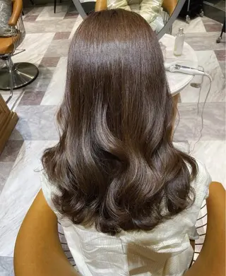 カラー 三井 千里のヘアスタイル