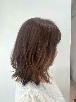 ミディアム カラー 山川 佳奈のヘアスタイル