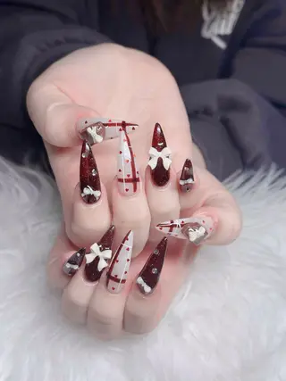 ネイル Julie Nail Hinのネイルデザイン