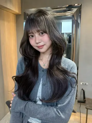 ロング カラー ヘアアレンジ 中田 和花のヘアスタイル