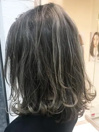 セミロング カラー メンズヘア特化 崎田 成人のヘアスタイル