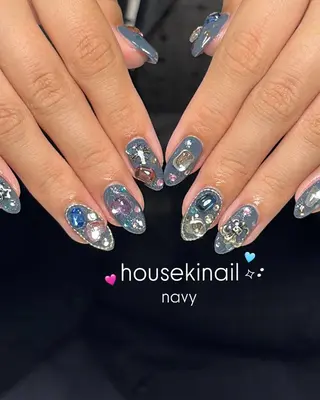 ネイル 𝓇𝒶𝓃𝒶𝓃 𝓃𝒶𝒾𝓁のネイルデザイン