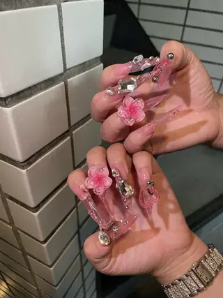 ネイル すず/ Betty Nailのネイルデザイン