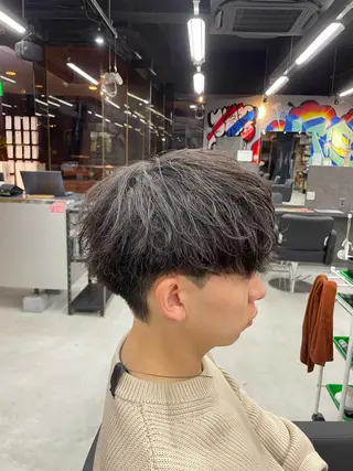 ショート メンズパーマ 毛流れ/シャドウのヘアスタイル