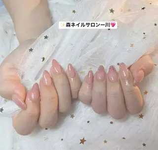 ネイル 森 ネイル サロンのネイルデザイン
