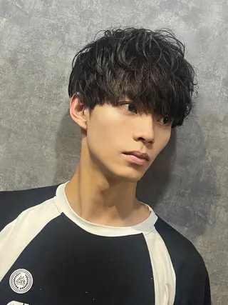 ミディアム パーマ 松浦 将仁のヘアスタイル