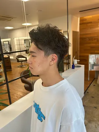 パーマ メンズ ながの みさきのヘアスタイル
