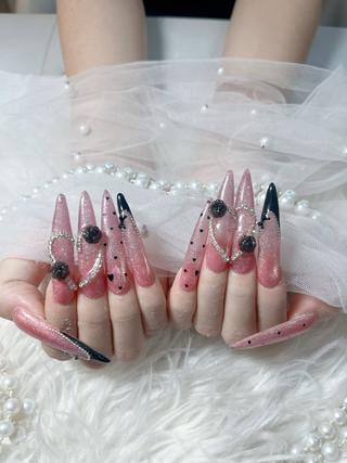 ネイル Hanaai Rikaのネイルデザイン