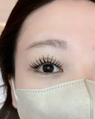 マツエク・マツパ eyelist ✵ Itsukiの眉毛・アイブロウイメージ