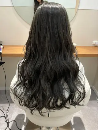 ロング カラー 透明感color🍀 Kurumiのヘアスタイル