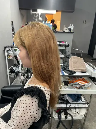 カラー 🌹ミラクル美容師 🌹ブリーチ✨くっぽのヘアスタイル