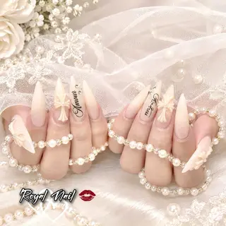 ネイル RINA Nail_Royalのネイルデザイン