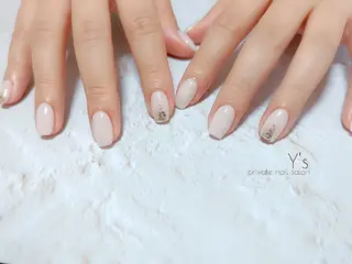 ネイル YUMI NAGAI のネイルデザイン