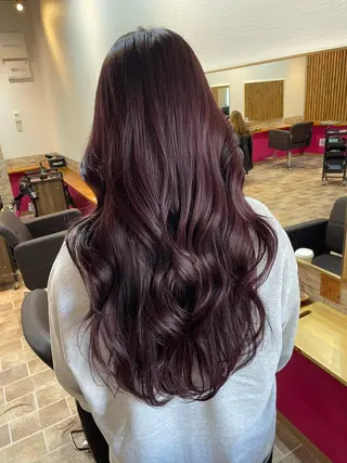 ロング カラー YUI/ ブリーチカラー🌷のヘアスタイル