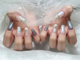 ネイル RUBYネイルサロン 9Caratsのネイルデザイン
