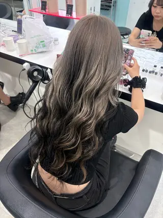 ロング カラー 韓国風艶カラー🪽 yuuna🪽🍨のヘアスタイル