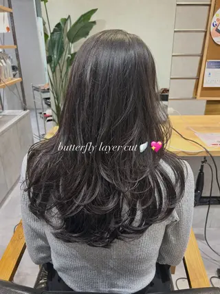 ロング Hiiro/海外ヘア /レイヤーカットのヘアスタイル