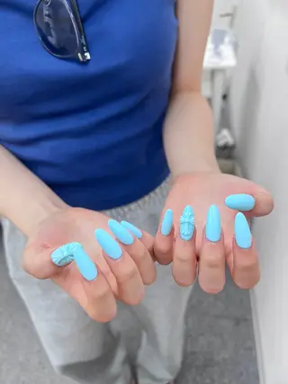 ネイル Tinicoo せつ🧚🏻‍♀️のネイルデザイン