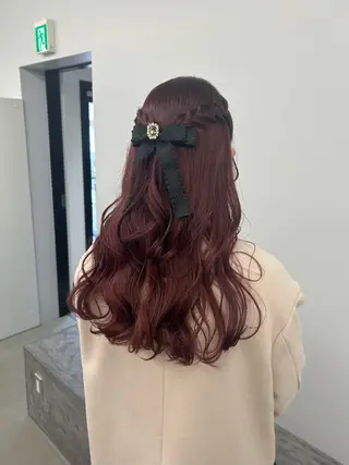 カラー ヘアアレンジ hana ROCCO3rdのヘアスタイル