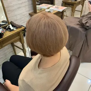 カラー 天野 利咲のヘアスタイル