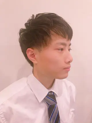 ショート カラー パーマ メンズ ちこ .のヘアスタイル