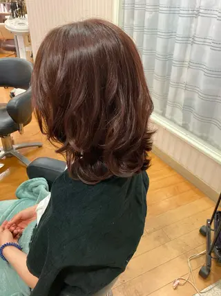 ミディアム カラー 谷口 真代のヘアスタイル