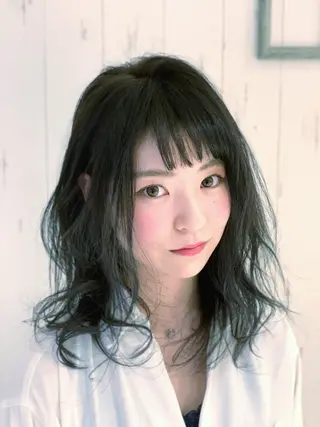 セミロング 髪質改善/ハイライト 小林秀樹のヘアスタイル