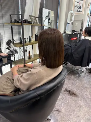 ミディアム カラー 友滝 真菜美のヘアスタイル