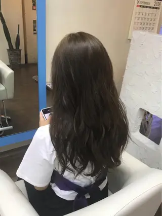 ロング カラー 中野 大士のヘアスタイル