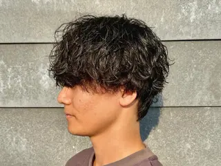 パーマ メンズ 内山 翔太のヘアスタイル