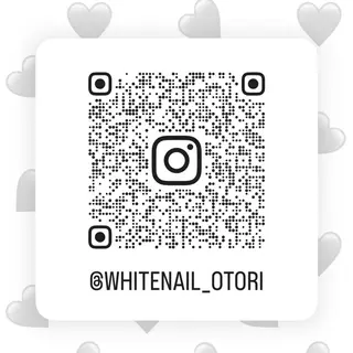 ネイル WHITE NAIL 鳳店NARUMIのネイルデザイン