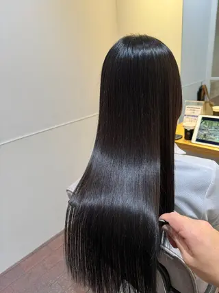 ロング 髪質改善縮毛矯正特化 高木修司のヘアスタイル